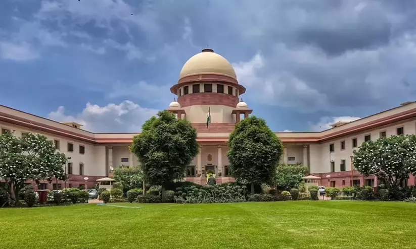 കാവേരി ജല തർക്കം; തമിഴ്നാടിന്റെ ഹരജിയിൽ ആഗസ്റ്റ് 17ന് സുപ്രീംകോടതി വാദം കേൾക്കും കാവേരി ജല തർക്കം; തമിഴ്നാടിന്റെ ഹരജിയിൽ ആഗസ്റ്റ് 17ന് സുപ്രീംകോടതി വാദം കേൾക്കും