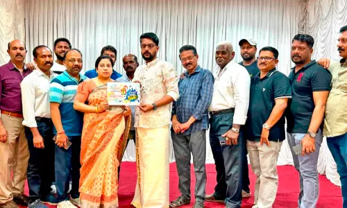 വോയ്സ് കുവൈത്ത് ഓണസദ്യ കൂപ്പൺ പ്രകാശനം ചെയ്തു വോയ്സ് കുവൈത്ത് ഓണസദ്യ കൂപ്പൺ പ്രകാശനം ചെയ്തു
