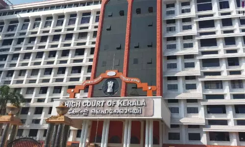 Kerala High Court building in Kochi Kerala High Court building in Kochi