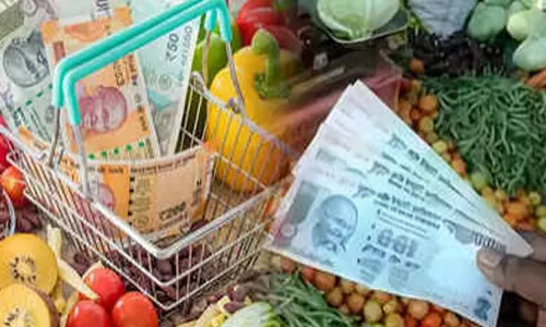ചി​ല്ല​റ പ​ണ​പ്പെ​രു​പ്പം 4.45 ശ​ത​മാ​ന​മാ​യി