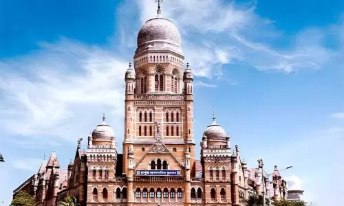 Taj Lands End