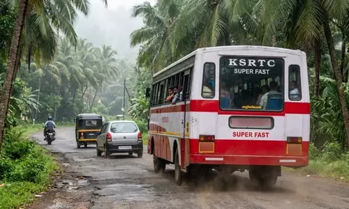 നിറയെ യാത്രക്കാർ, ബസിന് തകരാർ; കെ.എസ്.ആർ.ടി.സി ബസുകൾക്ക് അഗ്നിപരീക്ഷ