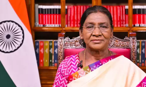 ‘രാഷ്ട്ര നിർമാണത്തിൽ എല്ലാവരും പങ്കാളികളാകണം’-സ്വാതന്ത്ര്യദിന സന്ദേശത്തിൽ രാഷ്ട്രപതി ദ്രൗപദി മുർമു ‘രാഷ്ട്ര നിർമാണത്തിൽ എല്ലാവരും പങ്കാളികളാകണം’-സ്വാതന്ത്ര്യദിന സന്ദേശത്തിൽ രാഷ്ട്രപതി ദ്രൗപദി മുർമു