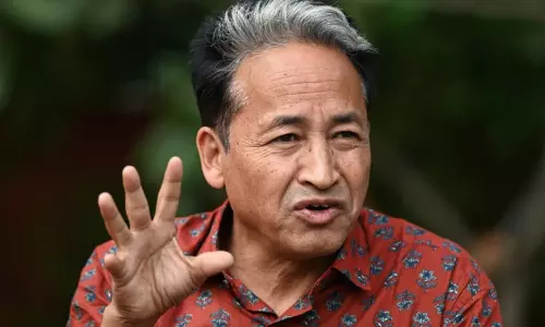 ‘കുറ്റവാളിമുക്ത പാർലമെന്റ്’ വേണം; സ്വാതന്ത്ര്യദിനത്തിൽ പ്രധാനമന്ത്രിയോട് സോനം വാങ്ചുക്