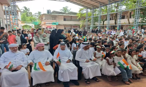 മൊഗ്രാലിലെ സ്വാതന്ത്ര്യദിനാഘോഷത്തിൽ തിളങ്ങി യു.എ.ഇ പൗരന്മാർ