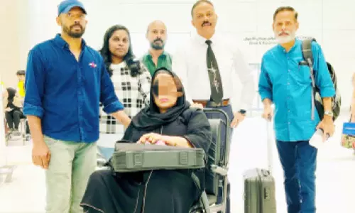 ചികിത്സയിലായിരുന്ന കോഴിക്കോട് സ്വദേശിനി സീനത്ത് ചോലക്കൽ നാടണഞ്ഞു