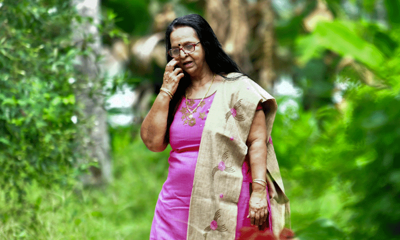 സർഗാത്മകത ഒഴുകിവരുമ്പോൾ മറ്റൊന്നിനെക്കുറിച്ച് ചിന്തിക്കാൻ കഴിയില്ല സർഗാത്മകത ഒഴുകിവരുമ്പോൾ മറ്റൊന്നിനെക്കുറിച്ച് ചിന്തിക്കാൻ കഴിയില്ല