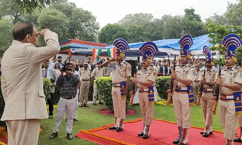 അഭിഭാഷകർ സ്വാതന്ത്ര്യസമരത്തിന്റെ കാഴ്ചക്കാരായിരുന്നില്ല, അവിഭാജ്യ ഘടകമായിരുന്നു, പാരമ്പര്യം കാത്തുസൂക്ഷിക്കണം -ചീഫ് ജസ്റ്റിസ് സൂര്യ കാന്ത്