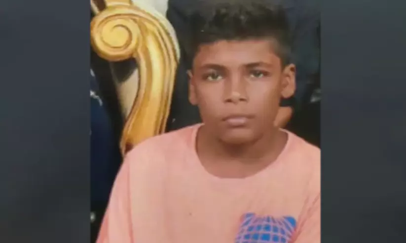 കരുനാഗപ്പള്ളിയിൽ കാണാതായ വിദ്യാർഥിയുടെ മൃതദേഹം കണ്ടെത്തി കരുനാഗപ്പള്ളിയിൽ കാണാതായ വിദ്യാർഥിയുടെ മൃതദേഹം കണ്ടെത്തി