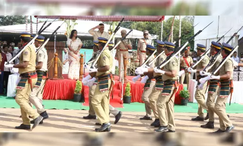 സമാനതകളില്ലാത്ത ചെറുത്തുനിൽപ്പാണ് സ്വാതന്ത്ര്യം -മന്ത്രി സമാനതകളില്ലാത്ത ചെറുത്തുനിൽപ്പാണ് സ്വാതന്ത്ര്യം -മന്ത്രി