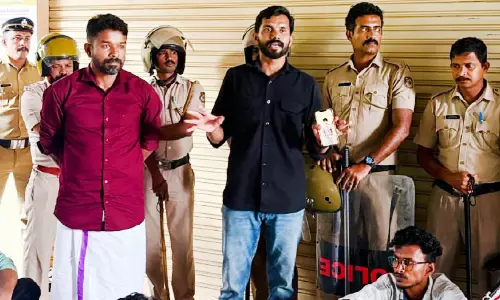 സ്വകാര്യ ധനകാര്യ സ്ഥാപനത്തിൽ വൻ വായ്പ തട്ടിപ്പ്: പ്രതിഷേധം കനക്കുന്നു