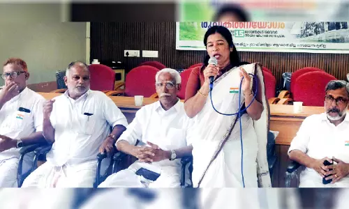 ചുരമില്ലാപാത യാഥാർഥ്യമാക്കാൻ ജനപ്രതിനിധികളും നാട്ടുകാരും ഒത്തുചേർന്നു