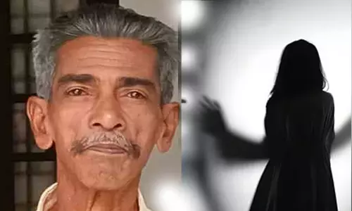ഹരിപ്പാട് കരുവാറ്റ കൊലപാതകത്തിന് പിന്നിൽ ബന്ധുവായ എട്ടാം ക്ലാസുകാരി​?, ക്വട്ടേഷൻ മൊബൈൽ ഫോണും ബൈക്കും വാങ്ങാൻ; ഞെട്ടിത്തരിച്ച് കേരളം
