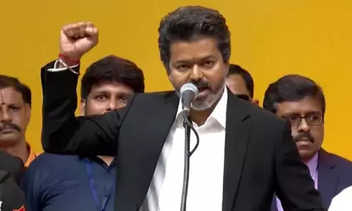 എം.എൽ.എമാർക്ക് പുതിയ കാർ, മാസം 75,000 രൂപ വാഹന അലവൻസും; വൻപ്രഖ്യാപനവുമായി തമിഴ്നാട് മുഖ്യമന്ത്രി വിജയ്