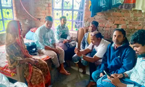 ബംഗാളിൽ സി.ജെ.പി പ്രവർത്തകന്റെ പിതാവിനെ കൊലപ്പെടുത്തിയ സംഭവം:  എസ്.ഐ.ഒ പ്രതിനിധി സംഘം കുടുംബത്തെ സന്ദർശിച്ചു