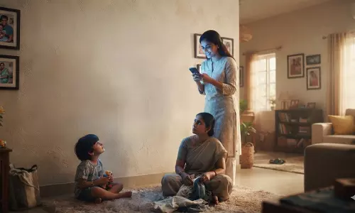കുട്ടികളെയും വീട്ടുതൊഴിലാളികളെയും സോഷ്യൽ മീഡിയയിൽ നെഗറ്റിവ് കണ്ടന്റാക്കിയാൽ കാത്തിരിക്കുന്നത് കടുത്ത ശിക്ഷ കുട്ടികളെയും വീട്ടുതൊഴിലാളികളെയും സോഷ്യൽ മീഡിയയിൽ നെഗറ്റിവ് കണ്ടന്റാക്കിയാൽ കാത്തിരിക്കുന്നത് കടുത്ത ശിക്ഷ