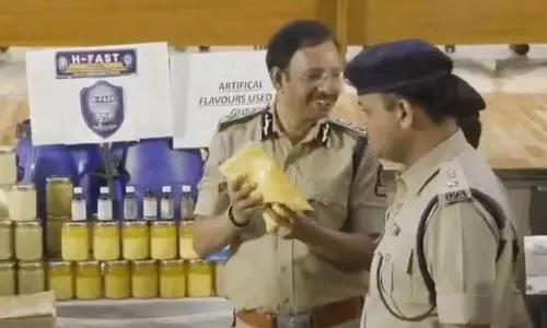 36 ടൺ വ്യാജ നെയ്യ് പിടികൂടി; ഹൃദയാരോഗ്യത്തെ ഗുരുതരമായി ബാധിക്കുമെന്ന് വിദഗ്ദ്ധർ