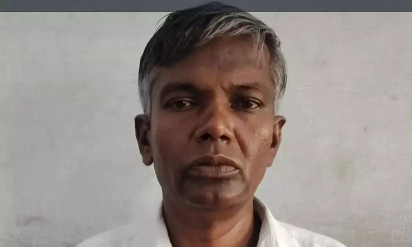 പെൺകുട്ടികളെ പീഡിപ്പിച്ച പാസ്റ്റർക്ക് നാല് വധശിക്ഷ വിധിച്ച് കോടതി പെൺകുട്ടികളെ പീഡിപ്പിച്ച പാസ്റ്റർക്ക് നാല് വധശിക്ഷ വിധിച്ച് കോടതി