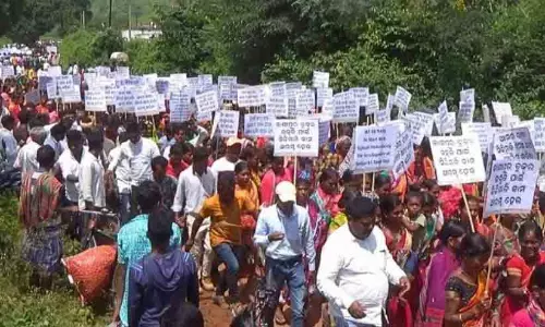 ഖനന മേഖലയിൽ മോദി സർക്കാറിന്റെ കള്ളക്കളി ഖനന മേഖലയിൽ മോദി സർക്കാറിന്റെ കള്ളക്കളി