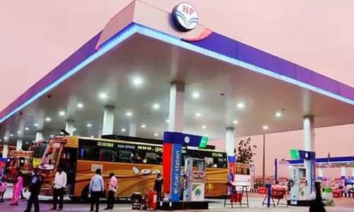 മാഹിയിൽ പെട്രോൾ പമ്പുകൾ കുന്നുകൂടുന്നു; അഗ്നിശമനസേന പള്ളൂരിലും സ്ഥാപിക്കണമെന്നാവശ്യം മാഹിയിൽ പെട്രോൾ പമ്പുകൾ കുന്നുകൂടുന്നു; അഗ്നിശമനസേന പള്ളൂരിലും സ്ഥാപിക്കണമെന്നാവശ്യം