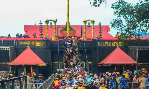 ശബരിമല ഓണം പൂജ: പ്ലാസ്റ്റിക് നിരോധനം ഉറപ്പാക്കും ശബരിമല ഓണം പൂജ: പ്ലാസ്റ്റിക് നിരോധനം ഉറപ്പാക്കും