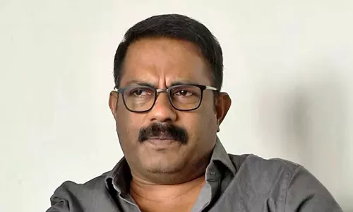 ഞാൻ മണ്ണിൽ ചവിട്ടി വളർന്നതാണ് ആ മണ്ണിലേക്കു തന്നെ തിരികെ പോകണമെന്ന് ധാരണയുമുണ്ട് കാർപ്പറ്റ് വിവാദത്തിൽ വിശദീകരണവുമായി മന്ത്രി കെ.എം. ഷാജി