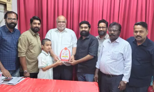 പ്രവാസം അവസാനിപ്പിച്ച് മടങ്ങുന്ന അബൂബക്കർ വളപ്പിലിന് യാത്രയയപ്പ് നൽകി