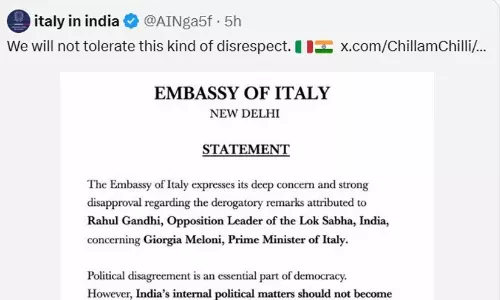 fact check screenshot exposing fake Italian embassy letter shared by Republic TV regarding Rahul Gandhi and Giorgia Meloni.
