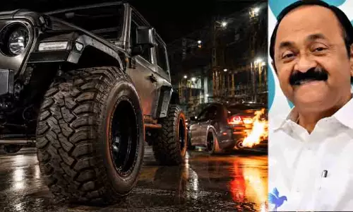 ‘റോഡിൽ തീ തുപ്പണ്ട, വീതി കൂടിയ ടയർ വേണ്ട’; മോഡിഫിക്കേഷനെതിരെ കടുപ്പിച്ച് ഹൈകോടതി: ഓരോ നിയമലംഘനത്തിനും 5000 വീതം പിഴ ഈടാക്കണം