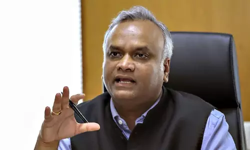 Karnataka Minister Priyank Kharge addressing media and challenging BJP over Vande Mataram issue