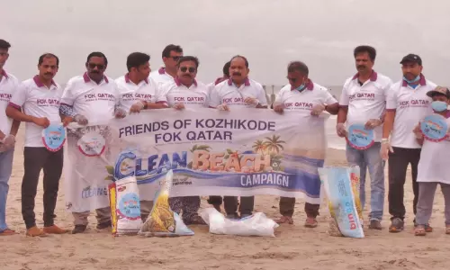 കോ​ഴി​ക്കോ​ട് ബീ​ച്ച് ശു​ചീ​ക​രി​ച്ച് ഫോ​ക് ഖ​ത്ത​ർ