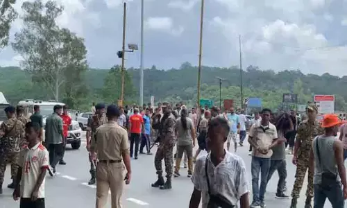 അസം-മേഘാലയ സംഘർഷം: വടക്കുകിഴക്കൻ ടൂറിസത്തിന് വൻ തിരിച്ചടി അസം-മേഘാലയ സംഘർഷം: വടക്കുകിഴക്കൻ ടൂറിസത്തിന് വൻ തിരിച്ചടി