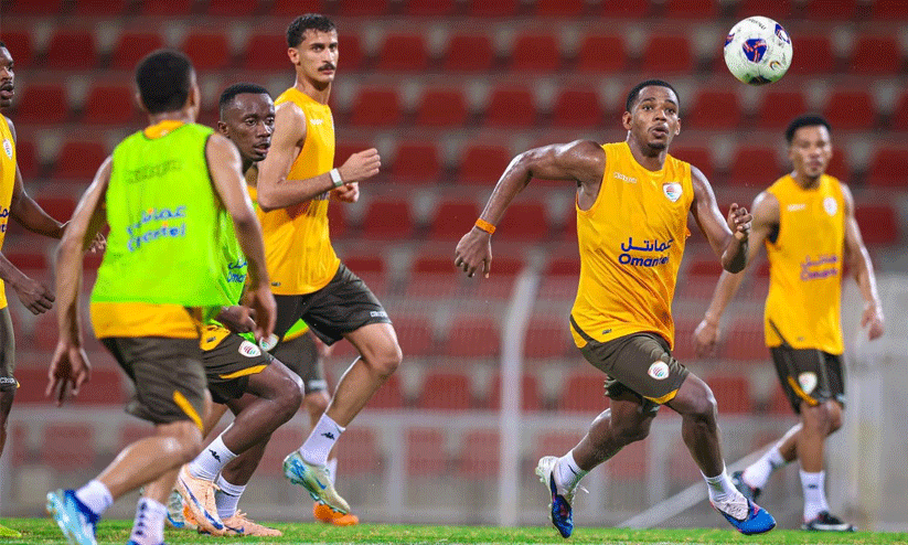 ഗൾഫ് കപ്പ്: പ്രതീക്ഷയോടെ ഒമാൻ ടീം കഠിന പരിശീലനത്തിൽ ഗൾഫ് കപ്പ്: പ്രതീക്ഷയോടെ ഒമാൻ ടീം കഠിന പരിശീലനത്തിൽ