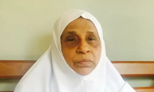 സൈനബ നിര്യാതയായി