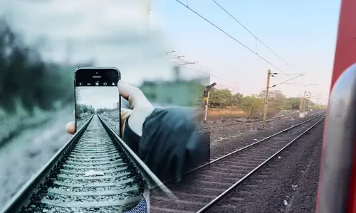 ട്രെയിൻ വരുമ്പോൾ റീൽസ് ചിത്രീകരണം; 19കാരിയുടെ കൈകൾ അറ്റു