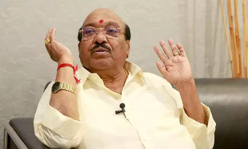 ജാതിയല്ല, നീതിയാണ് പറഞ്ഞത്; മാധ്യമങ്ങൾക്കും രാഷ്ട്രീയ പാർട്ടികൾക്കുമെതിരെ രൂക്ഷവിമർശനവുമായി വെള്ളാപ്പള്ളി നടേശൻ ജാതിയല്ല, നീതിയാണ് പറഞ്ഞത്; മാധ്യമങ്ങൾക്കും രാഷ്ട്രീയ പാർട്ടികൾക്കുമെതിരെ രൂക്ഷവിമർശനവുമായി വെള്ളാപ്പള്ളി നടേശൻ
