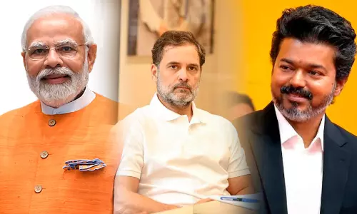 മോദിക്കും രാഹുലിനും പിറകെ തമിഴ്നാട് മുഖ്യമന്ത്രി; ദേശീയ രാഷ്ട്രീയത്തിൽ വിജയ് യുടെ ജനപ്രീതി വർധിക്കുന്നുവെന്ന് സർവേ ഫലം