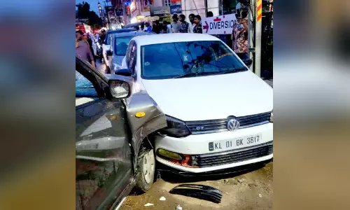 വ​യോ​ധി​ക​ന്റെ മ​ര​ണ​ത്തി​നി​ട​യാ​ക്കി​യ വാ​ഹ​നാ​പ​ക​ടം; ഡ്രൈ​വ​ർ മ​ദ്യ​പി​ച്ചി​രു​ന്ന​താ​യി ദൃ​ക്സാ​ക്ഷി​ക​ൾ