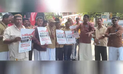ഓട്ടോ തൊഴിലാളി ആത്മഹത്യ ചെയ്തതിൽ പ്രതിഷേധം ശക്തം