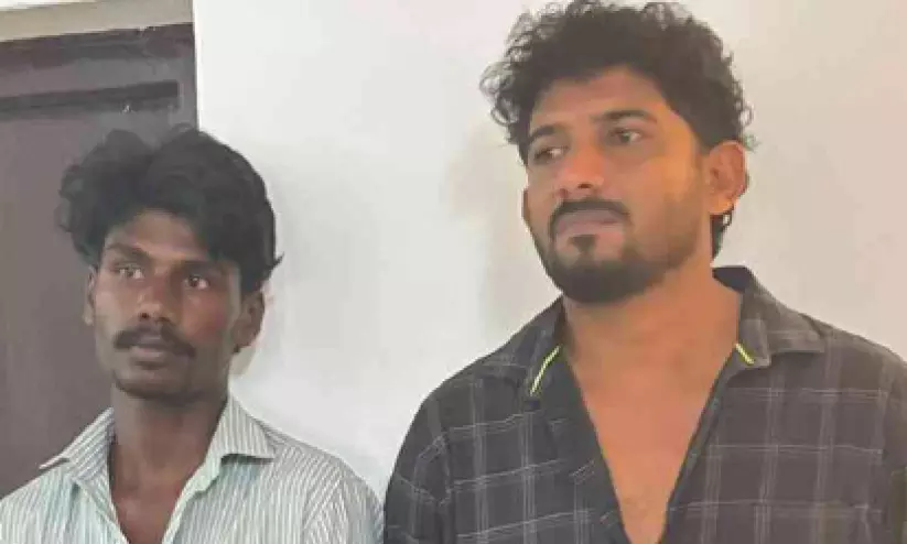 കായംകുളത്ത് മാരക മയക്കുമരുന്നുമായി യുവാക്കൾ പിടിയിൽ കായംകുളത്ത് മാരക മയക്കുമരുന്നുമായി യുവാക്കൾ പിടിയിൽ