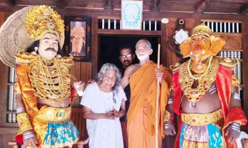 ശ്രീനാരായണഗുരു പേരിട്ട സുശീലാമ്മക്ക് 101; ആദരിച്ച് ഘോഷയാത്ര അംഗങ്ങൾ