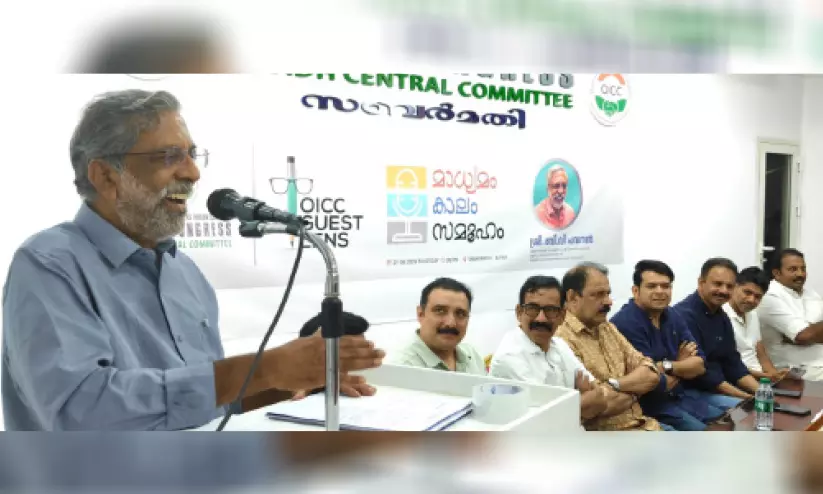 മാധ്യമങ്ങൾ കാലത്തിന്റെ സാക്ഷിയാകണം -ബി.വി പവനൻ മാധ്യമങ്ങൾ കാലത്തിന്റെ സാക്ഷിയാകണം -ബി.വി പവനൻ