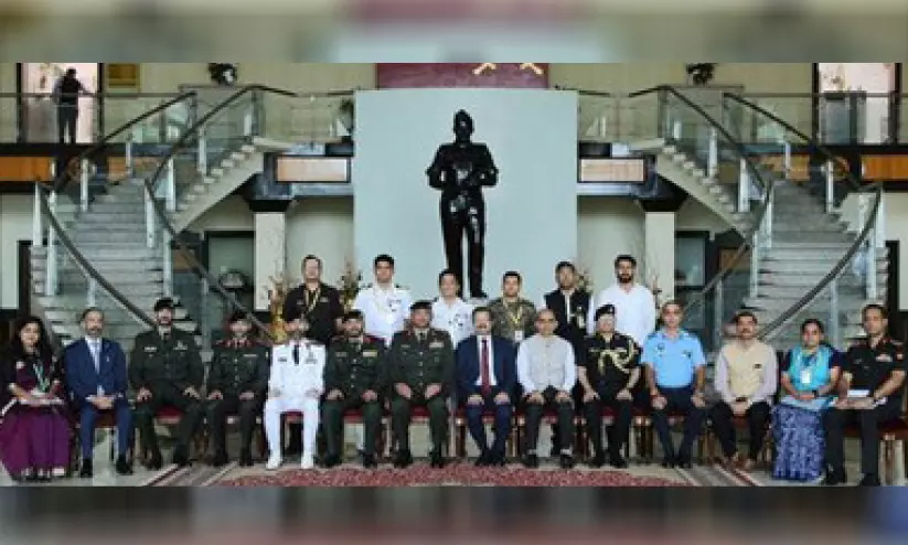 ഇന്ത്യ-കുവൈത്ത് സംയുക്ത സമിതി യോഗം ചേർന്നു; പ്രതിരോധ സഹകരണം ശക്തിപ്പെടുത്തും ഇന്ത്യ-കുവൈത്ത് സംയുക്ത സമിതി യോഗം ചേർന്നു; പ്രതിരോധ സഹകരണം ശക്തിപ്പെടുത്തും