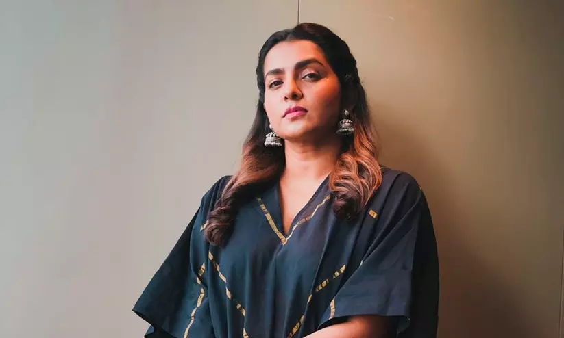 സംഘടനയില്ലാതെ തന്നെ ഞാൻ സുരക്ഷിതയാണ്; അമ്മയിലേക്ക് ഇനി മടങ്ങില്ലെന്ന് പാർവതി തിരുവോത്ത് സംഘടനയില്ലാതെ തന്നെ ഞാൻ സുരക്ഷിതയാണ്; അമ്മയിലേക്ക് ഇനി മടങ്ങില്ലെന്ന് പാർവതി തിരുവോത്ത്