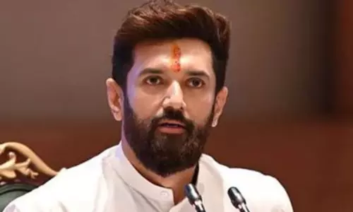 വിവേചനം അവസാനിപ്പിക്കാൻ കോൺഗ്രസ് എന്ത് ചെയ്തു? ശുദ്ധീകരണ വിവാദത്തിൽ പരിഹാസവുമായി ചിരാഗ് പാസ്വാൻ വിവേചനം അവസാനിപ്പിക്കാൻ കോൺഗ്രസ് എന്ത് ചെയ്തു? ശുദ്ധീകരണ വിവാദത്തിൽ പരിഹാസവുമായി ചിരാഗ് പാസ്വാൻ