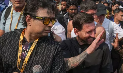 മെസ്സി പങ്കെടുത്ത പരിപാടിയിൽ ടിക്കറ്റെടുത്തവർക്ക് പണം തിരികെ നൽകുമെന്ന് ഉറപ്പ് നൽകി സുവേന്ദു അധികാരി