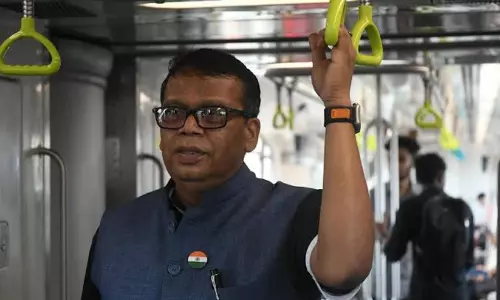 കൊച്ചി മെട്രോ പ്രതിദിന യാത്രക്കാരുടെ എണ്ണം 1.25 ലക്ഷം ആയി വർധിപ്പിക്കാൻ കഴിഞ്ഞത് നേട്ടം; എല്ലാവർക്കും നന്ദി പറഞ്ഞ് ലോക്നാഥ് ബെഹ്റ