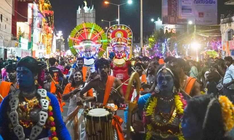 സാംസ്കാരിക ഘോഷയാത്ര: വനം വകുപ്പിന് ഒന്നാം സ്ഥാനം സാംസ്കാരിക ഘോഷയാത്ര: വനം വകുപ്പിന് ഒന്നാം സ്ഥാനം