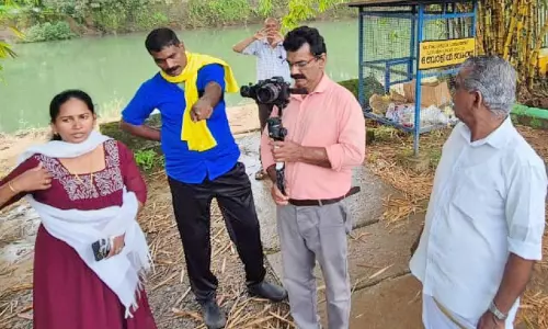 ജില്ലയിലെ സുന്ദരപട്ടണമാകാന് ചെറുപുഴ; ഡ്രോണ് സര്വേയും ഡോക്യുമെന്റേഷനും തുടങ്ങി ജില്ലയിലെ സുന്ദരപട്ടണമാകാന് ചെറുപുഴ; ഡ്രോണ് സര്വേയും ഡോക്യുമെന്റേഷനും തുടങ്ങി