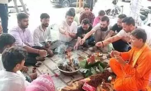 അന്തമില്ലാതെ തുടരുന്ന അയിത്തഭീകരത അന്തമില്ലാതെ തുടരുന്ന അയിത്തഭീകരത